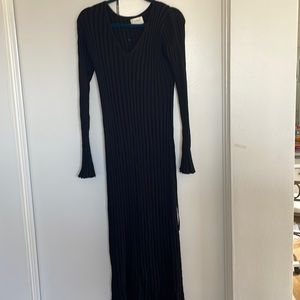 Dishh Black Ribbed Maxi Dress